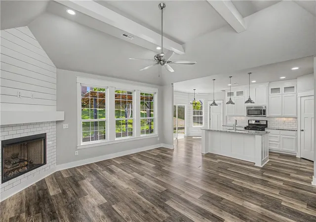3rd image of 1701 Abbey Ln, Centerton, AR 72719 | MLS# 1357077