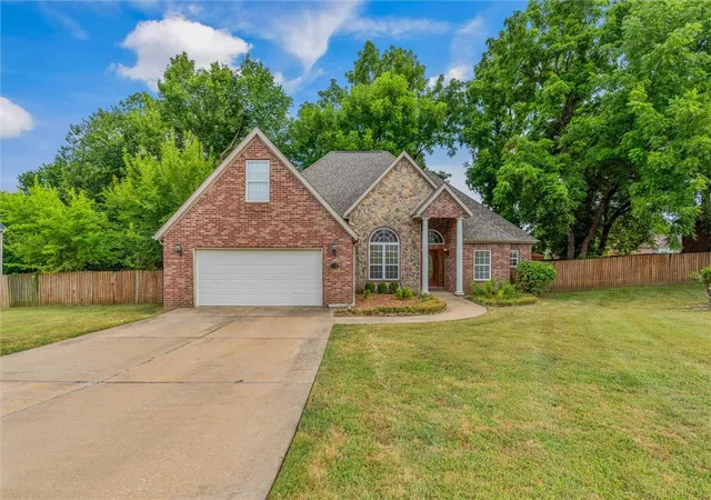 Photo 1 of Single family home for sale at 2603 Sw 8th Street, Bentonville, AR 72712 | MLS# 1357054 | Listing updated on 2026-07-30