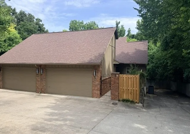 1st image of 80 E Sycamore St, Fayetteville, AR 72703 | MLS# 1356678