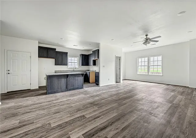 2nd image of 4211 W Santa Fe Sq #1 & 2, Fayetteville, AR 72704 | MLS# 1357121