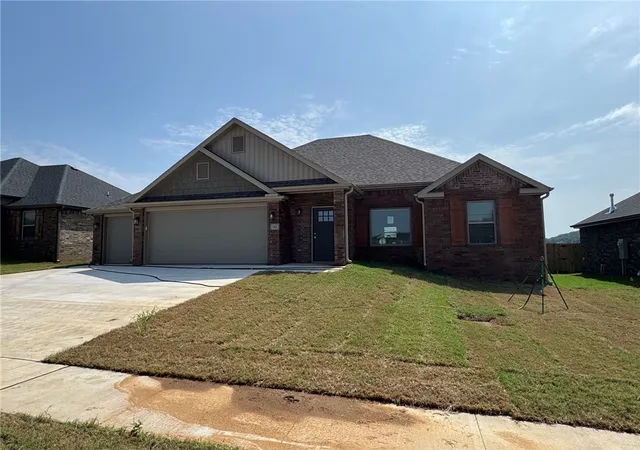 18th image of 213 S Eagle Mountain St, Prairie Grove, AR 72753 | MLS# 1357141