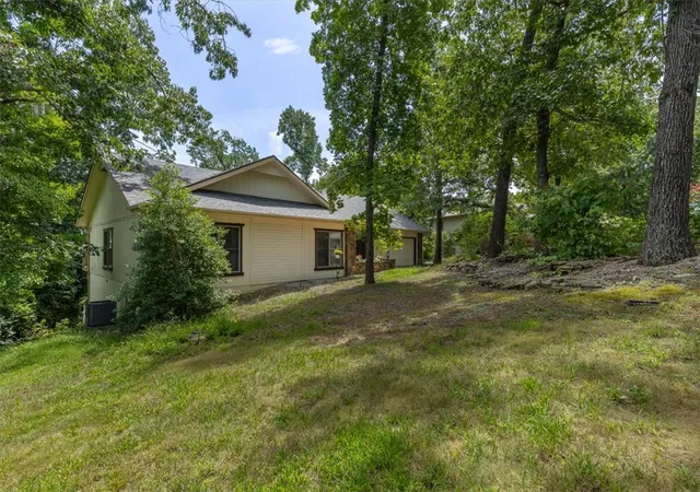 4th image of 14 Glenbarr Cir, Bella Vista, AR 72715 | MLS# 1357139