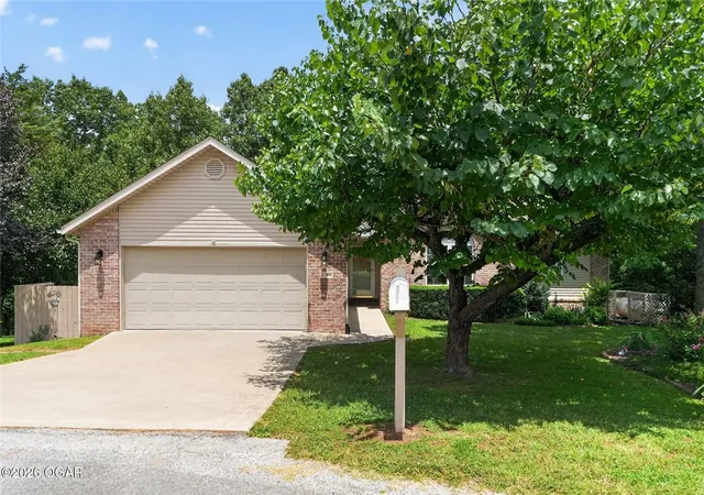 1st image of 9 Harrington Dr, Bella Vista, AR 72714 | MLS# 1357197
