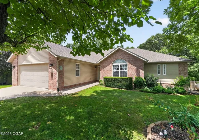 2nd image of 9 Harrington Dr, Bella Vista, AR 72714 | MLS# 1357197