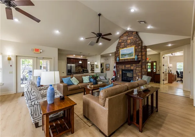 5th image of 2286 W Pinehills Dr #2, Fayetteville, AR 72704 | MLS# 1356481