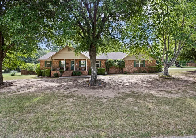 1st image of 153 Channel Cir, Russellville, AR 72802 | MLS# 1356942