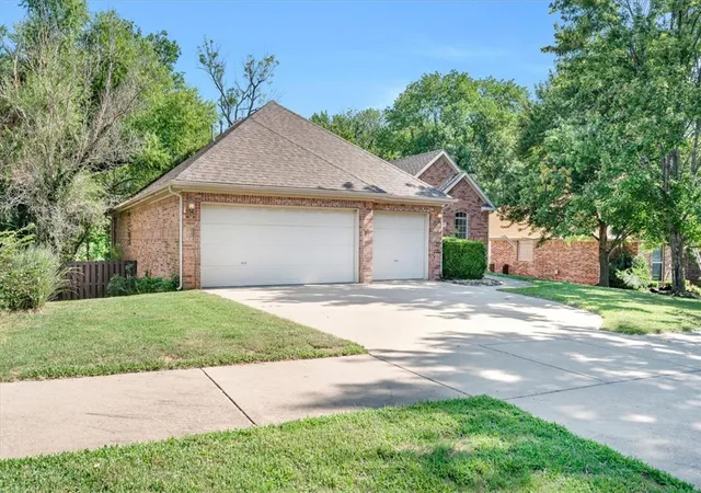 Photo 2 of Single family home for sale at 4180 W Morning Mist Dr, Fayetteville, AR 72704 | MLS# 1357075 | Listing updated on 2026-07-30