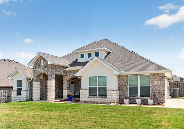 2nd image of 304 Manfield Ave, Pea Ridge, AR 72751 | MLS# 1357210