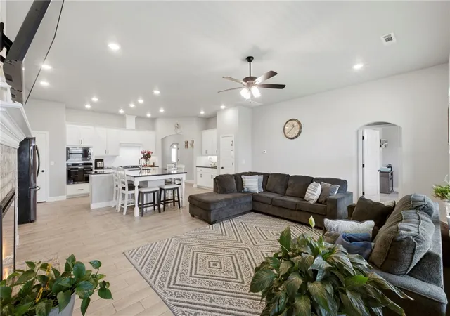 image of 304 Manfield Ave, Pea Ridge, AR 72751 | MLS# 1357210