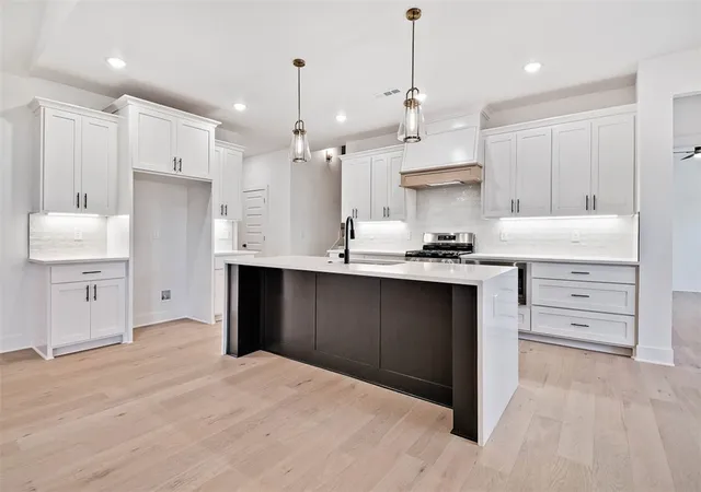 5th image of 6 Kintyre Pl, Bella Vista, AR 72715 | MLS# 1356907