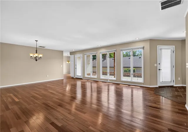 4th image of 6 Teresa Dr, Bella Vista, AR 72715 | MLS# 1357195