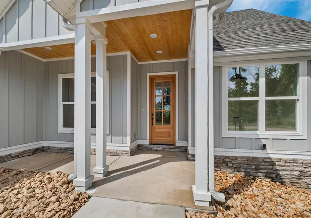 4th image of 32 S Cheshnut Dr, Bella Vista, AR 72714 | MLS# 1357339
