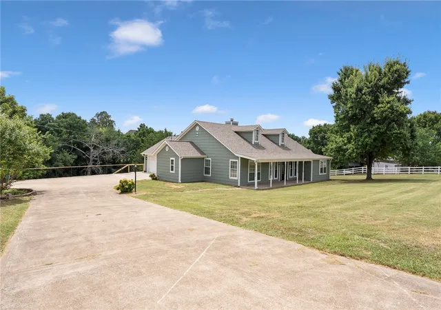 3rd image of 815 Steele Rd, Tontitown, AR 72762 | MLS# 1357235