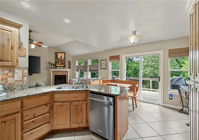 5th image of 20 Queensferry Dr, Bella Vista, AR 72715 | MLS# 1357029