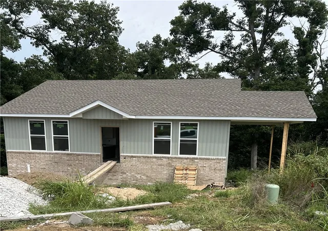 1st image of 93 Snyder Springs Cir, Watts, OK 74965 | MLS# 1356822