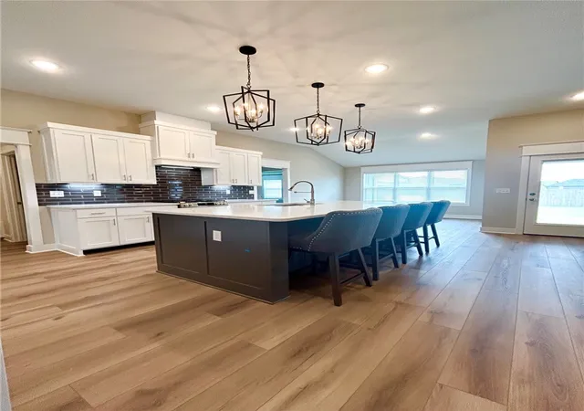 4th image of 605 Phyllis Farm Rd, Prairie Grove, AR 72753 | MLS# 1355881