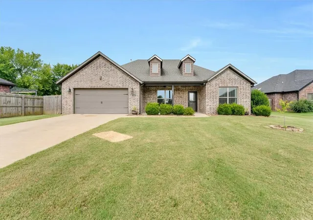 1st image of 2289 Stonemill Dr, Fayetteville, AR 72701 | MLS# 1356211