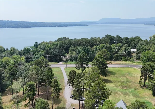 2nd image of 41 Tennyson Ln, Russellville, AR 72802 | MLS# 1357427