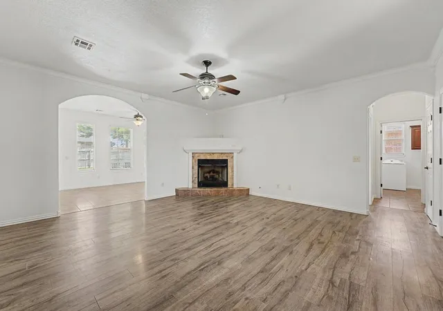 Photo 2 of Single family home for sale at 1809 Sw Elington St, Bentonville, AR 72713 | MLS# 1357263 | Listing updated on 2026-10-07