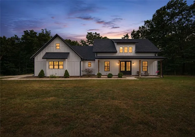 1st image of 15747 Goldfinch Rd, Gravette, AR 72736 | MLS# 1357363