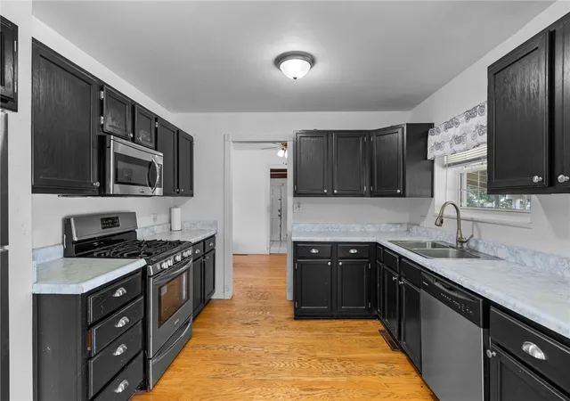3rd image of 380 S Holly St, Siloam Springs, AR 72761 | MLS# 1357422