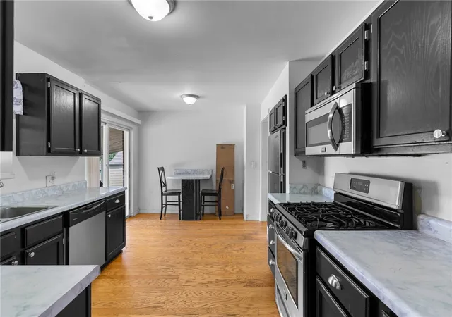 5th image of 380 S Holly St, Siloam Springs, AR 72761 | MLS# 1357422