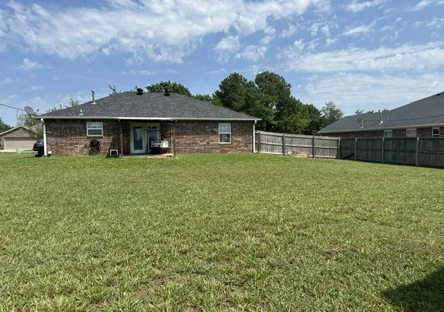 14th image of 707 Persimmon Street Sw, Gravette, AR 72736 | MLS# 1357260
