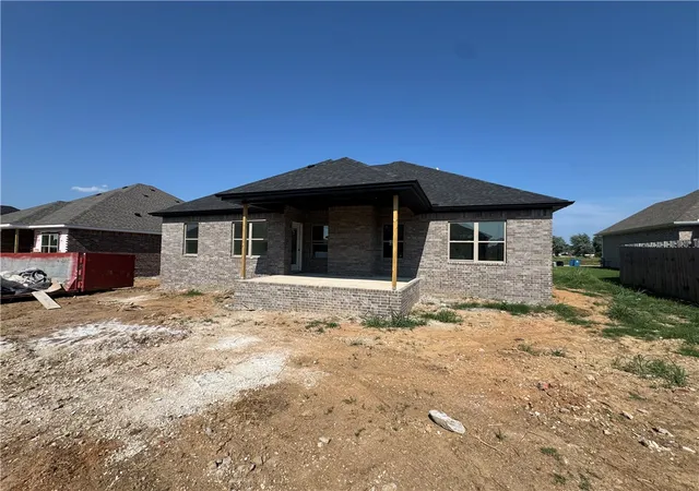 3rd image of 1037 Cook St, Pea Ridge, AR 72751 | MLS# 1357404