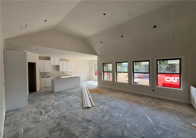 2nd image of 1049 Cook St, Pea Ridge, AR 72751 | MLS# 1357419