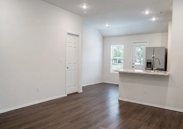 3rd image of 968 S Brambling Ln, Fayetteville, AR 72701 | MLS# 1357279