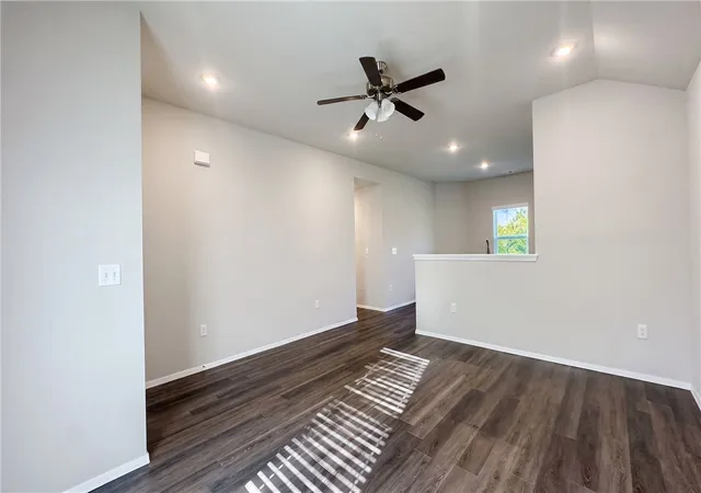 3rd image of 1151 E Sparrow Cir, Fayetteville, AR 72701 | MLS# 1357278