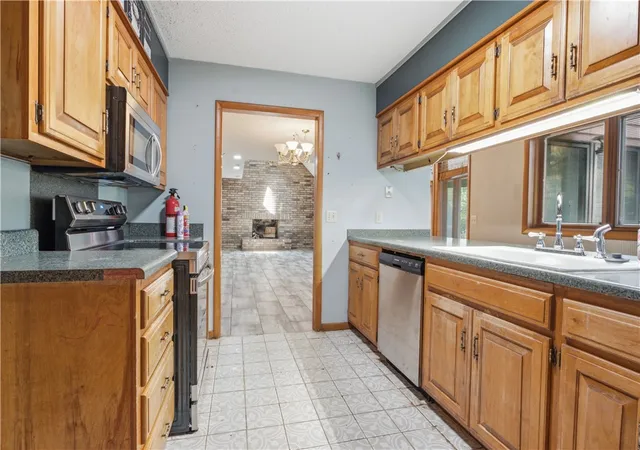 Photo 3 of Single family home for sale at 2414 Sherwood Ln, Fayetteville, AR 72703 | MLS# 1357526 | Listing updated on 2026-08-03