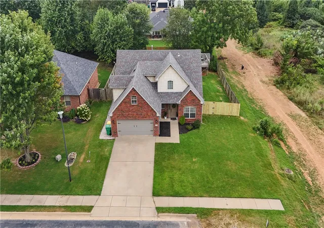 5th image of 219 Dawn Dr, Centerton, AR 72719 | MLS# 1357506