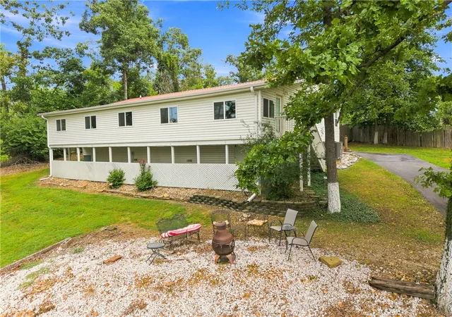 Photo 1 of Sale Pending at 10230 S Marango Dr, Rogers, AR 72758 | MLS# 1357430 | Listing updated on 2026-08-26