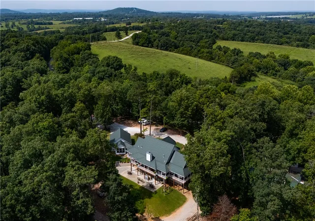 58th image of 2088 Madison 1505, Huntsville, AR 72740 | MLS# 1357582