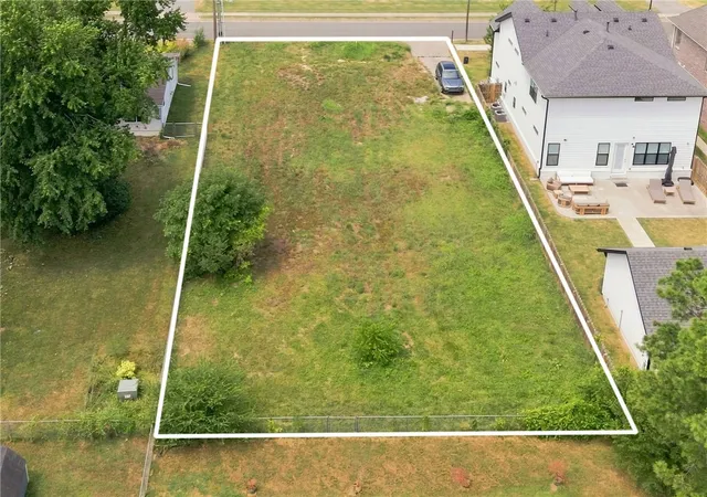 1st image of 215 Sw F St, Bentonville, AR 72712 | MLS# 1357531