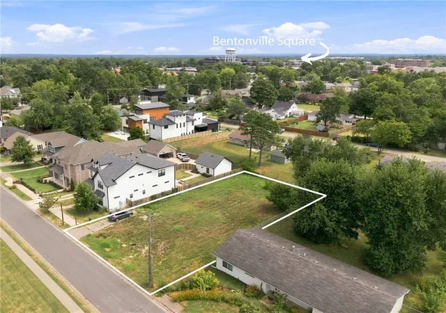 5th image of 215 Sw F St, Bentonville, AR 72712 | MLS# 1357531