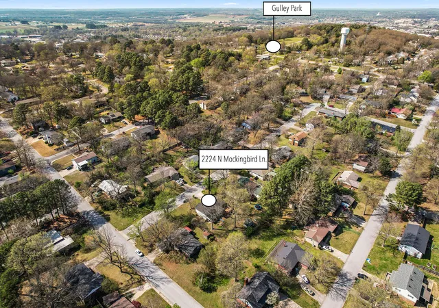 Photo 3 of Single family home for sale at 2224 Mockingbird Ln, Fayetteville, AR 72703 | MLS# 1357614 | Listing updated on 2026-08-04