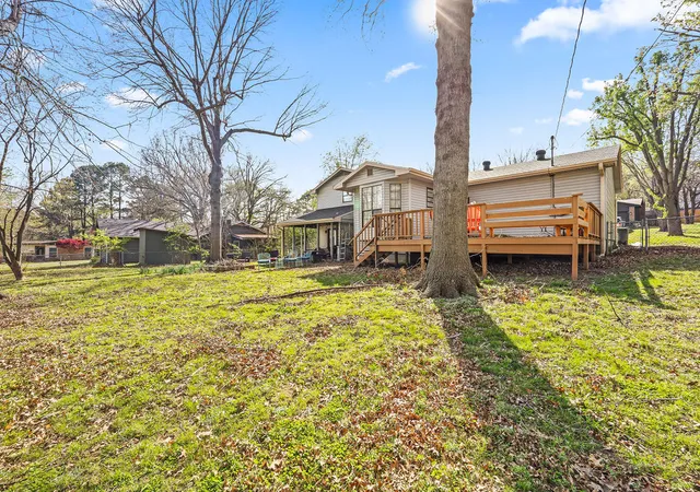 Photo 3 of Single family home for sale at 2224 Mockingbird Ln, Fayetteville, AR 72703 | MLS# 1357614 | Listing updated on 2026-08-04