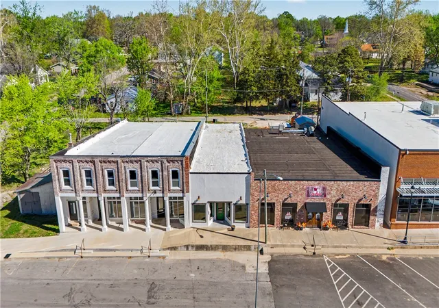 1st image of 111 119 W Bean St, Lincoln, AR 72744 | MLS# 1357651