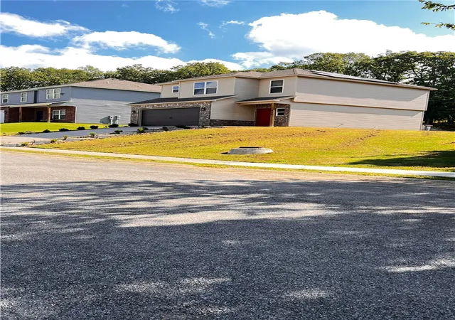 3rd image of 446 Cooper St, Huntsville, AR 72740 | MLS# 1356707