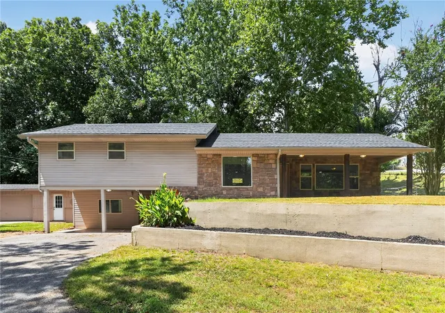 5th image of 18317 Collins Rd, Springdale, AR 72764 | MLS# 1357741