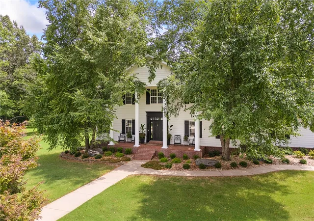 3rd image of 2804 Dry Branch Dr, Harrison, AR 72601 | MLS# 1357636