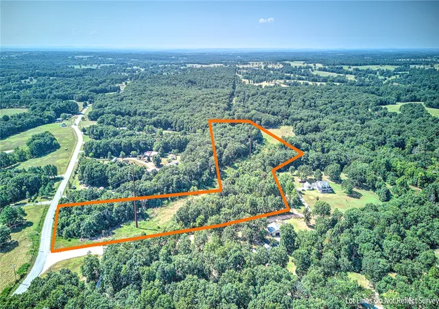 2nd image of 17233 Little John Rd, Decatur, AR 72722 | MLS# 1357733