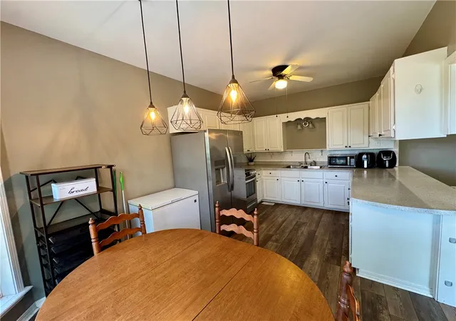 Photo 4 of Single family home for sale at 404 NW 17th Street, Atkins, AR 72823 | MLS# 1357792 | Listing updated on 2026-08-05