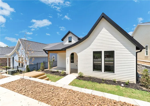 1st image of 2342 E Rolling Hills Dr, Fayetteville, AR 72703 | MLS# 1357807