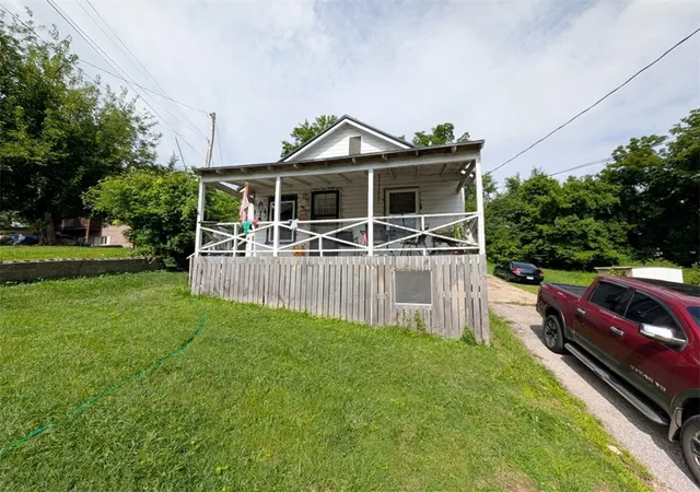 3rd image of 1112 N Spring St, Harrison, AR 72601 | MLS# 1357824