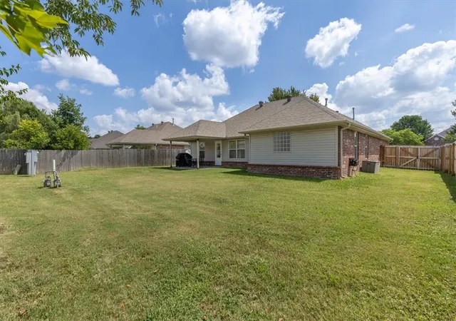 19th image of 2899 N Hay Meadows Ave, Fayetteville, AR 72704 | MLS# 1357790