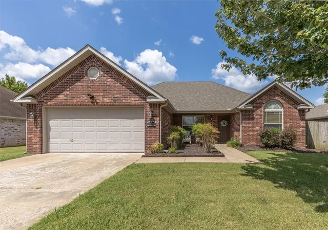 1st image of 2899 N Hay Meadows Ave, Fayetteville, AR 72704 | MLS# 1357790