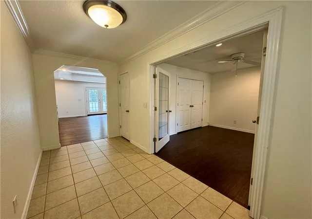 2nd image of 1197 Ridgeview Ln, Russellville, AR 72802 | MLS# 1357907